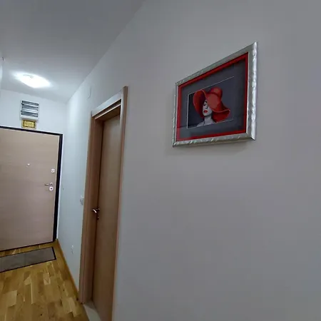 Апартаменты Near Old Town And Sea Будва